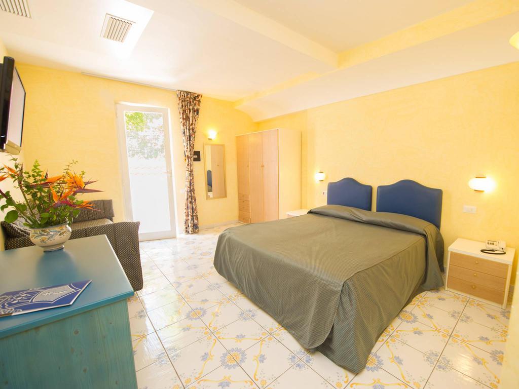 Hotel L'Approdo Casamicciola Terme Extérieur photo